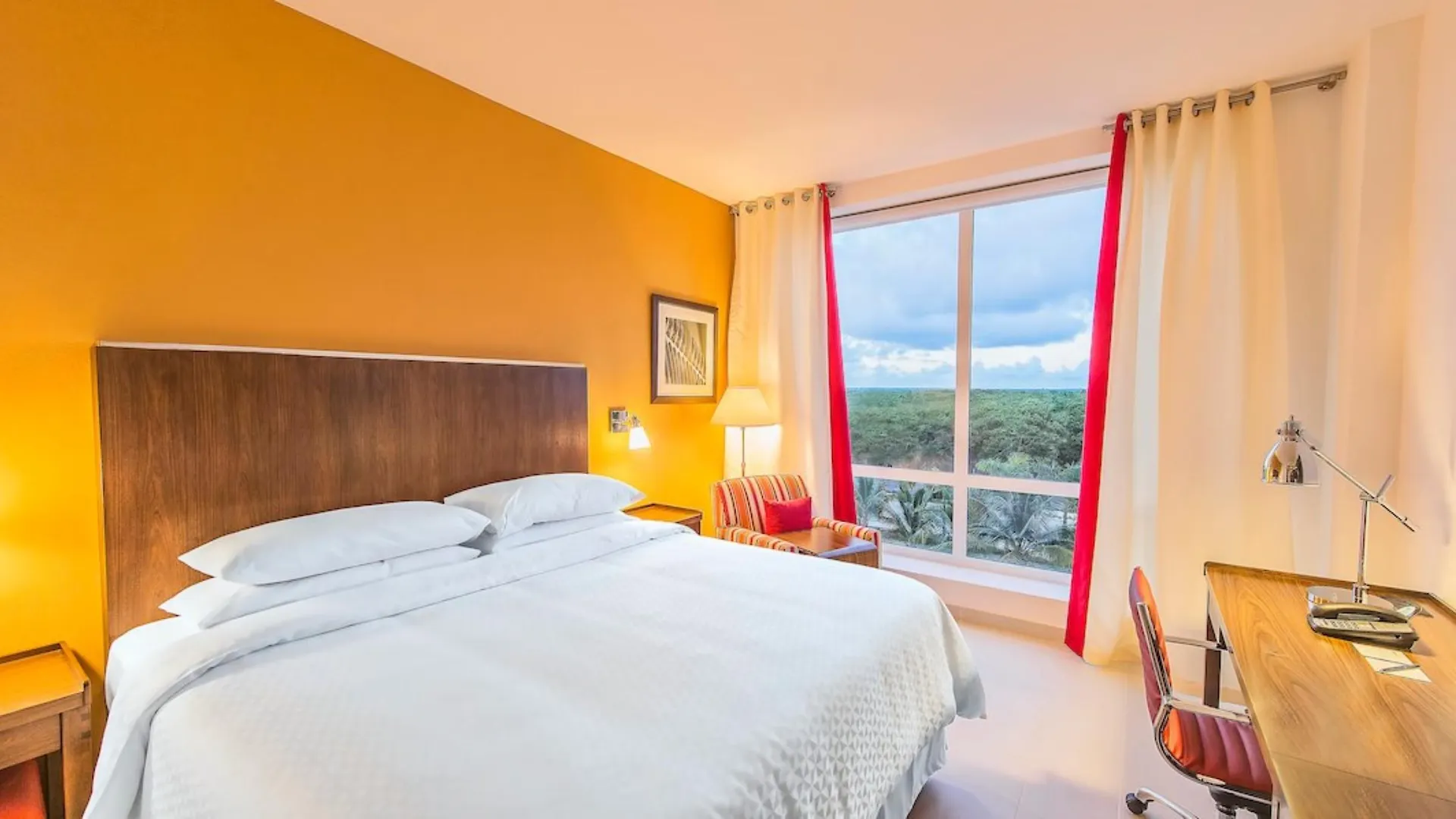 Four Points By Sheraton Punta Cana 4*,  Dominican Republic